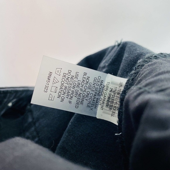 Vince Camuto Size 28 6 Black Studded High Rise Cropped Jeans - Picture 5 of 5